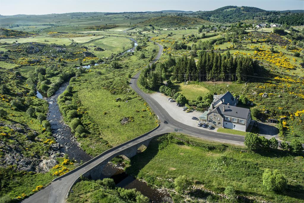 Le Relais De L'Aubrac Nasbinals Exterior foto